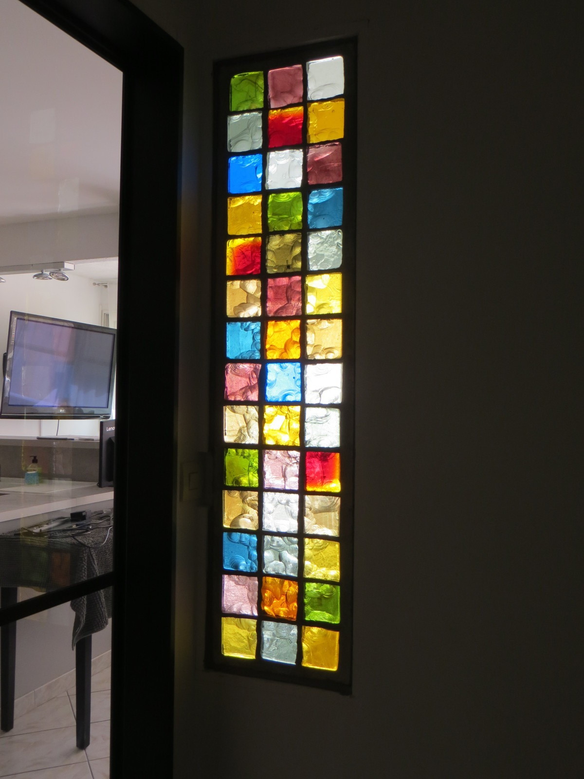 dalle en pavés de verre coloré