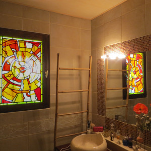 Vitrail pour une salle d'eau