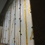 vitrail suspendu
sur pinces pour décorer une véranda